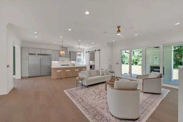 $1,725,000 | 5441 Wakefield Drive, Nashville, TN 37220