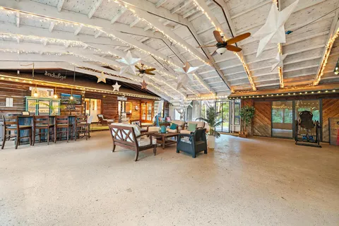 $679,000 | 5654 Southeast Orange Blossom Trail, Hobe Sound, FL 33455