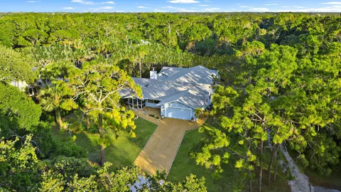 $679,000 | 5654 Southeast Orange Blossom Trail, Hobe Sound, FL 33455