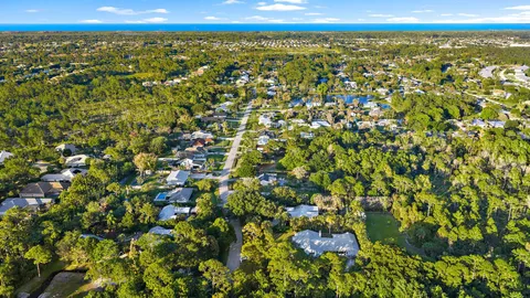 $679,000 | 5654 Southeast Orange Blossom Trail, Hobe Sound, FL 33455