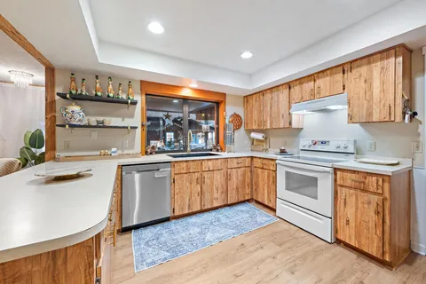 $679,000 | 5654 Southeast Orange Blossom Trail, Hobe Sound, FL 33455