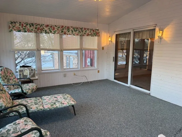 $299,000 | 8 Pine Ridge Lane, Geneseo, IL 61254