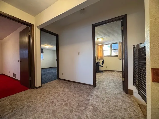 $299,000 | 8 Pine Ridge Lane, Geneseo, IL 61254