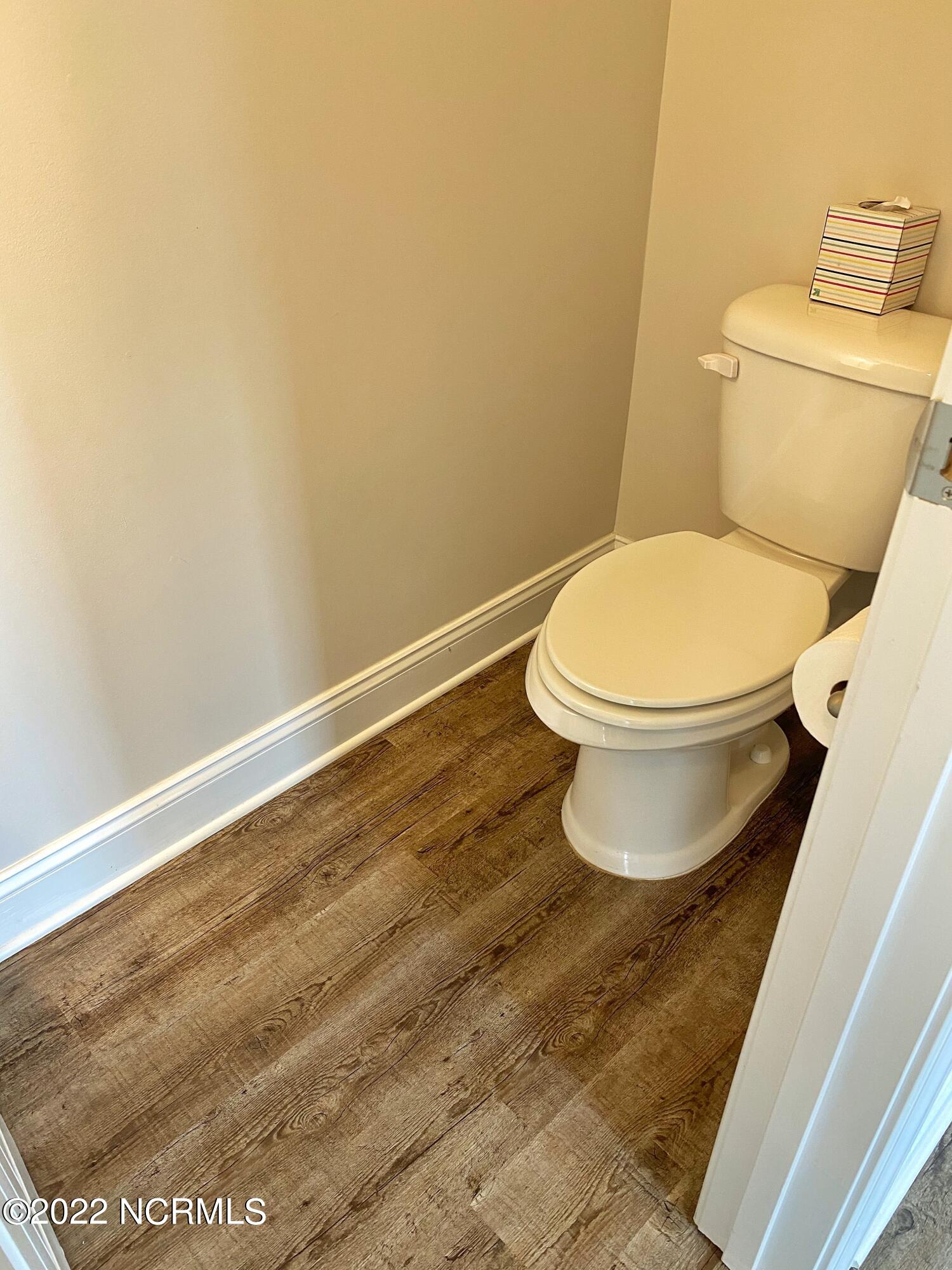 114 Colonial Post Road Jacksonville, NC 28546 - Photo 28 of 50 Halfbath