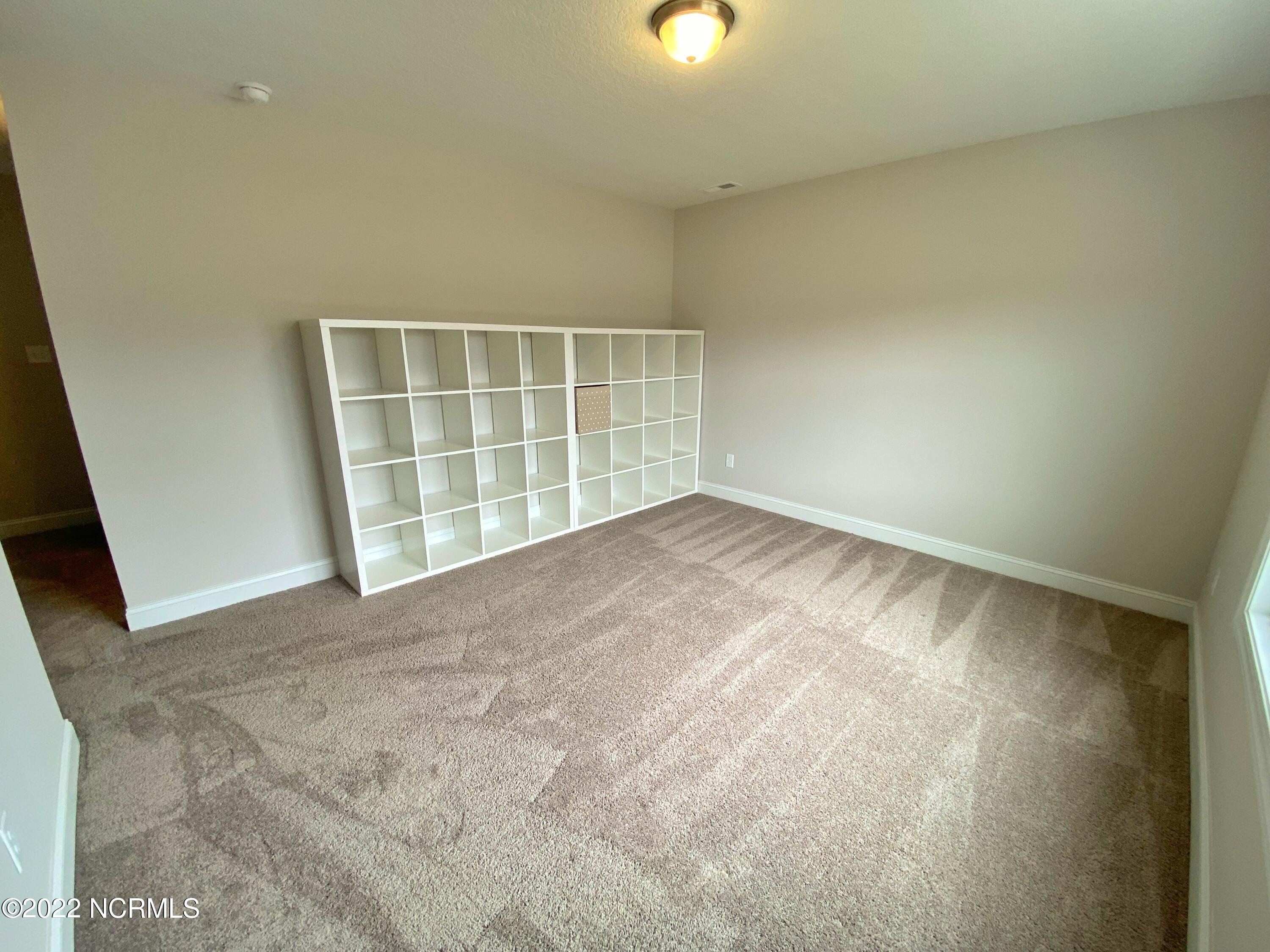 114 Colonial Post Road Jacksonville, NC 28546 - Photo 32 of 50 Loft
