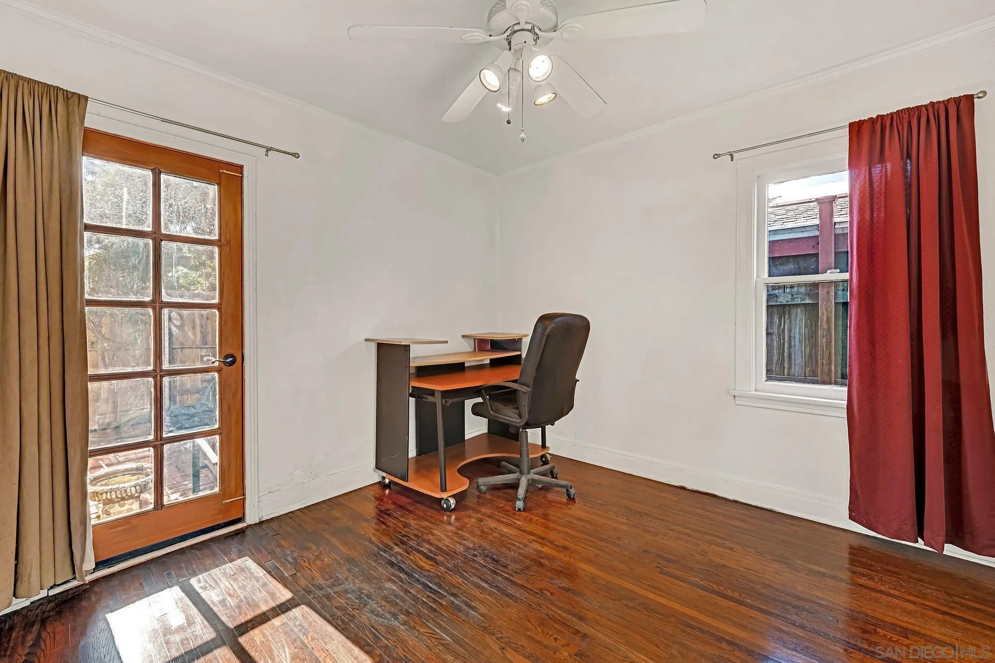 3055 Suncrest Drive San Diego, CA 92116 - Photo 17 of 25