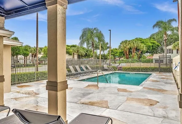 $3,200 | 6007 Red Plum Court, Unit 465, Tamarac, FL 33321