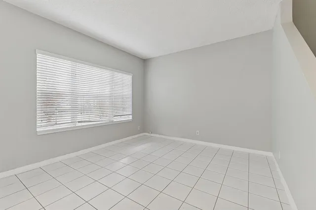 $3,200 | 6007 Red Plum Court, Unit 465, Tamarac, FL 33321