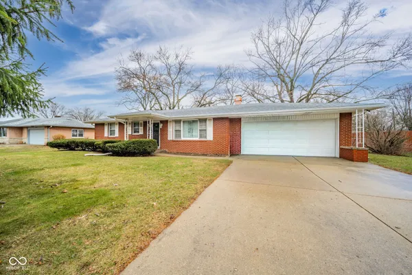 $164,900 | 1920 East 49th Street, Anderson, IN 46013