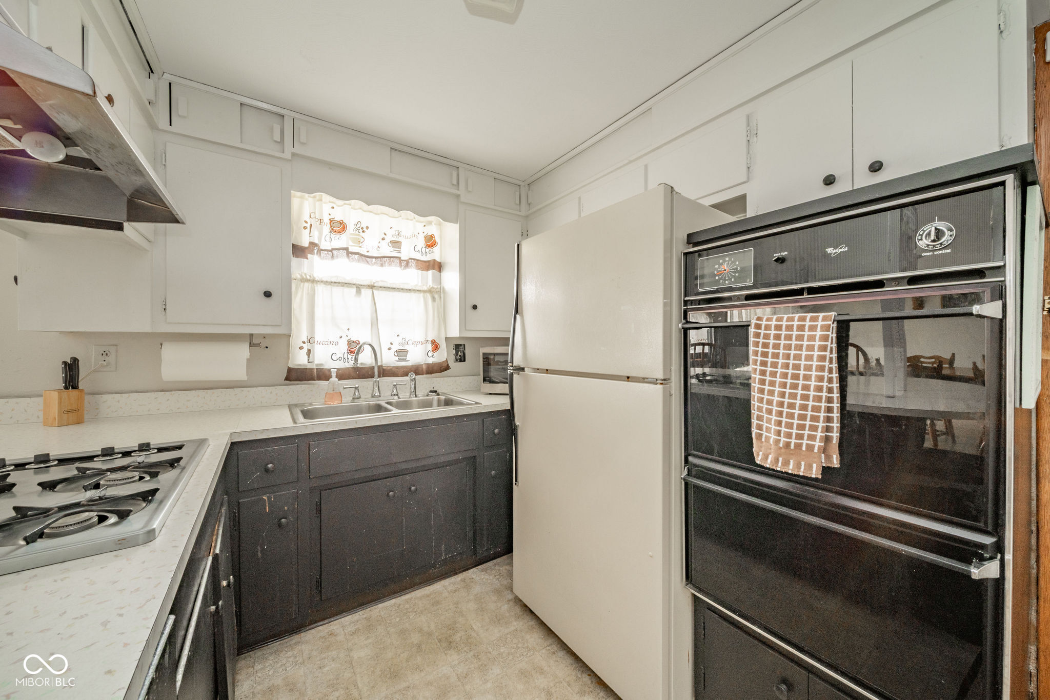 1920 East 49th Street Anderson, IN 46013 - Photo 5 of 15