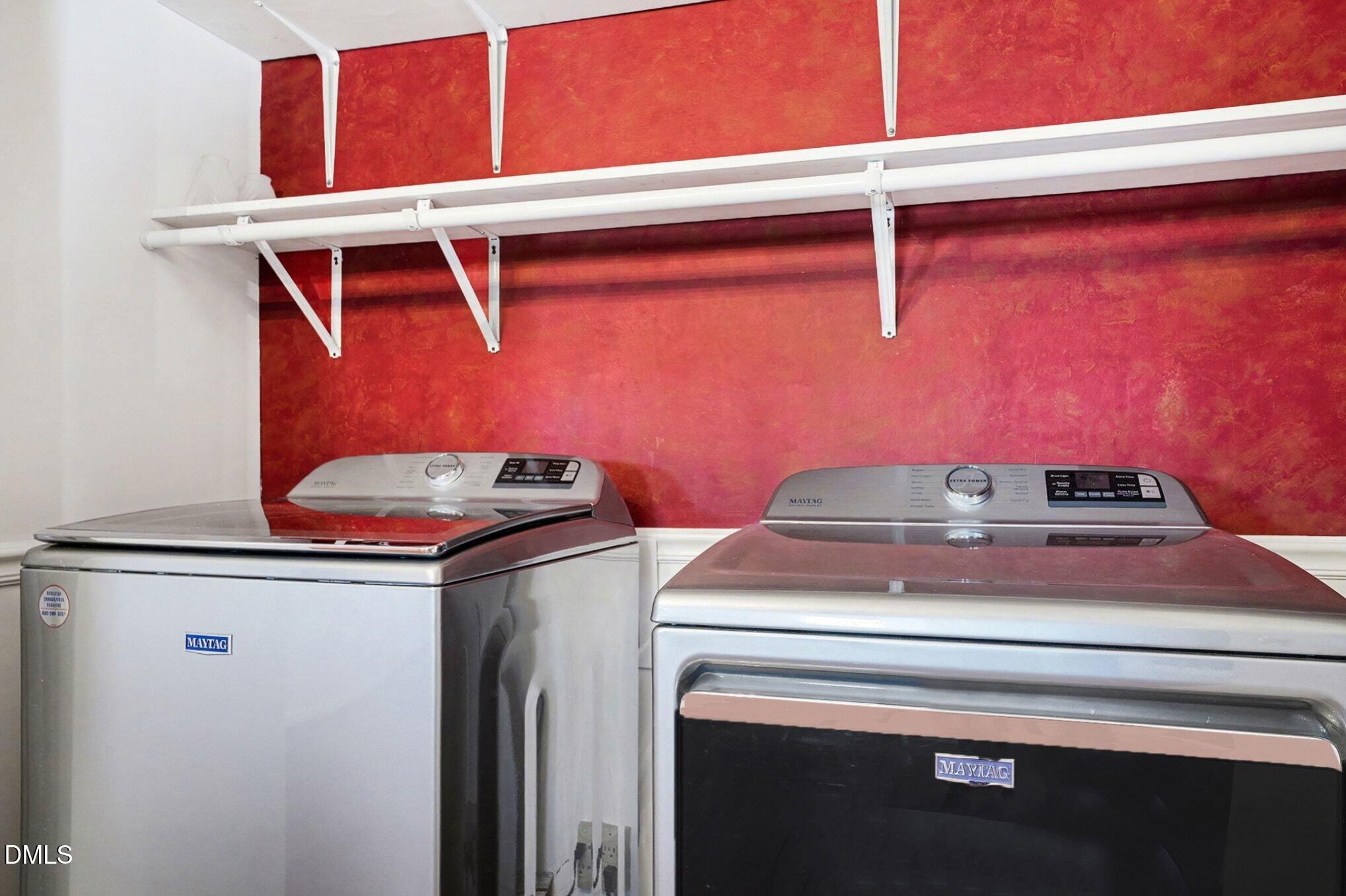 106 May Street Dunn, NC 28334 - Photo 23 of 40 Laundry