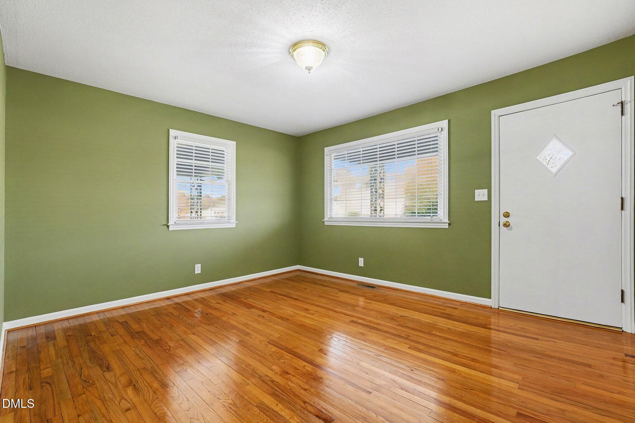 106 May Street Dunn, NC 28334 - Photo 3 of 40 Living Room
