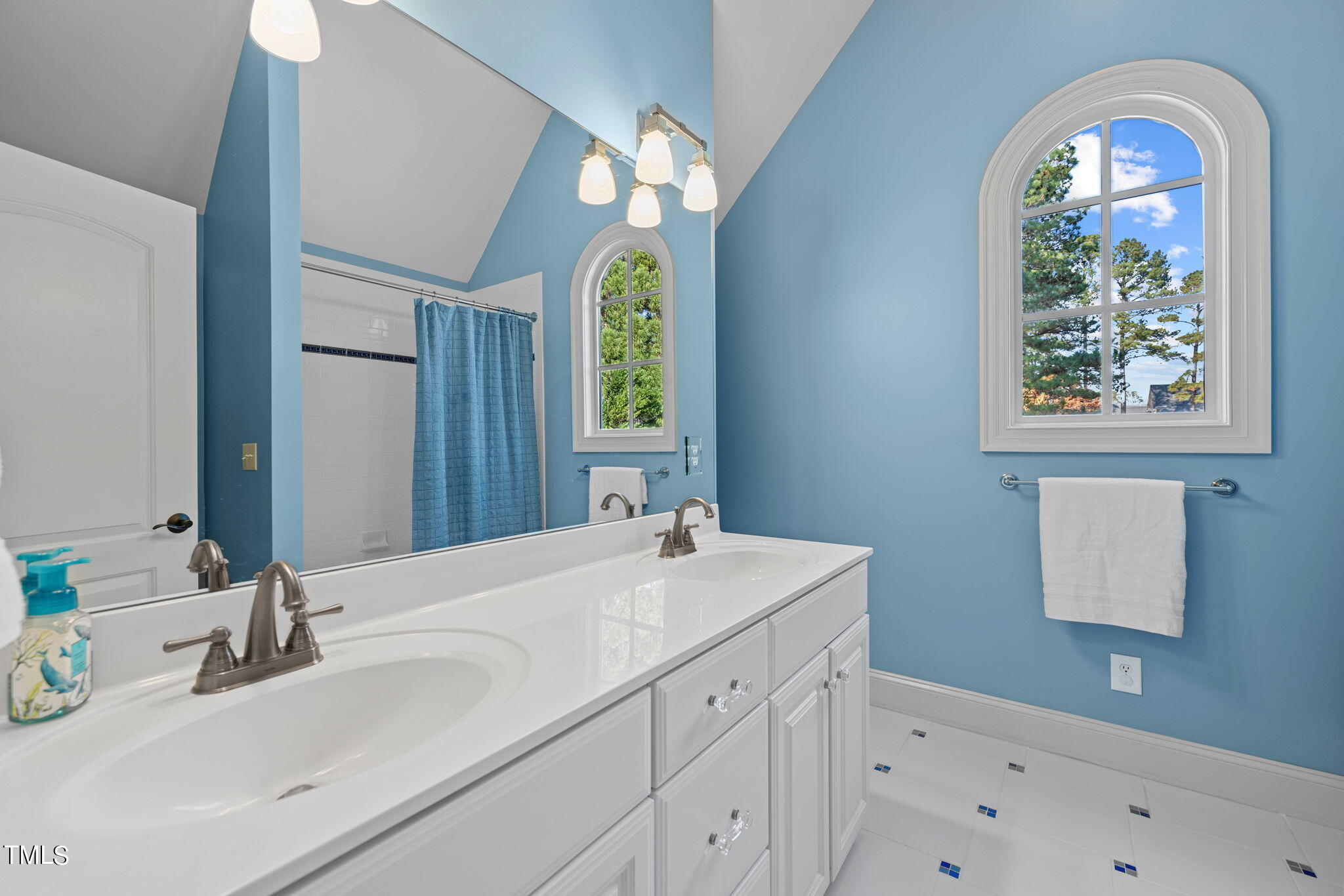 2909 Ryton Court Raleigh, NC 27613 - Photo 40 of 80 40-web-or-mls-5Z8A7027