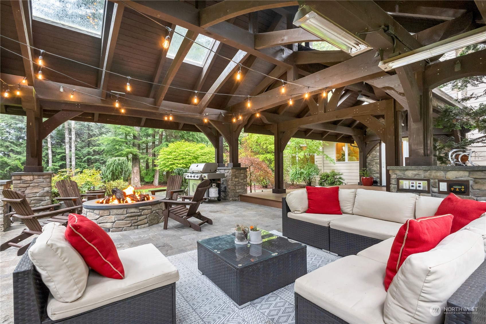 11327 Upper Preston Road Southeast Issaquah, WA 98027 - Photo 2 of 40 Gallery Image 2