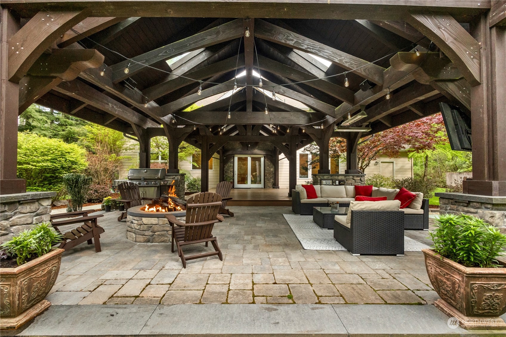 11327 Upper Preston Road Southeast Issaquah, WA 98027 - Photo 34 of 40 Gallery Image 34