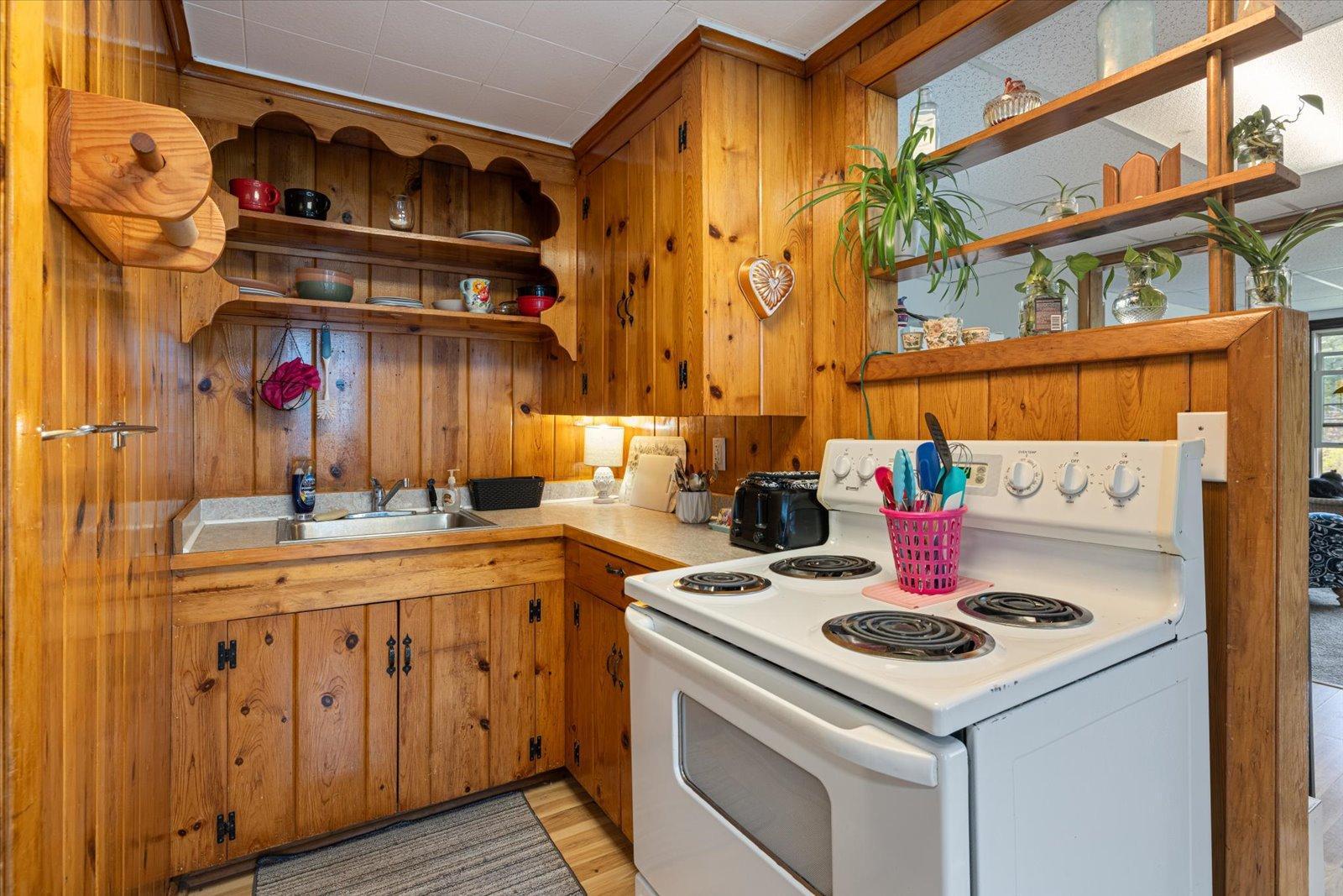 605 Main Street Tower, MN 55790 - Photo 18 of 86