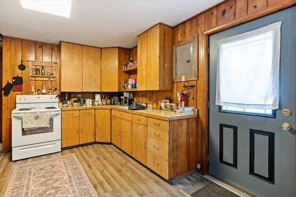$329,900 | 605 Main Street, Tower, MN 55790
