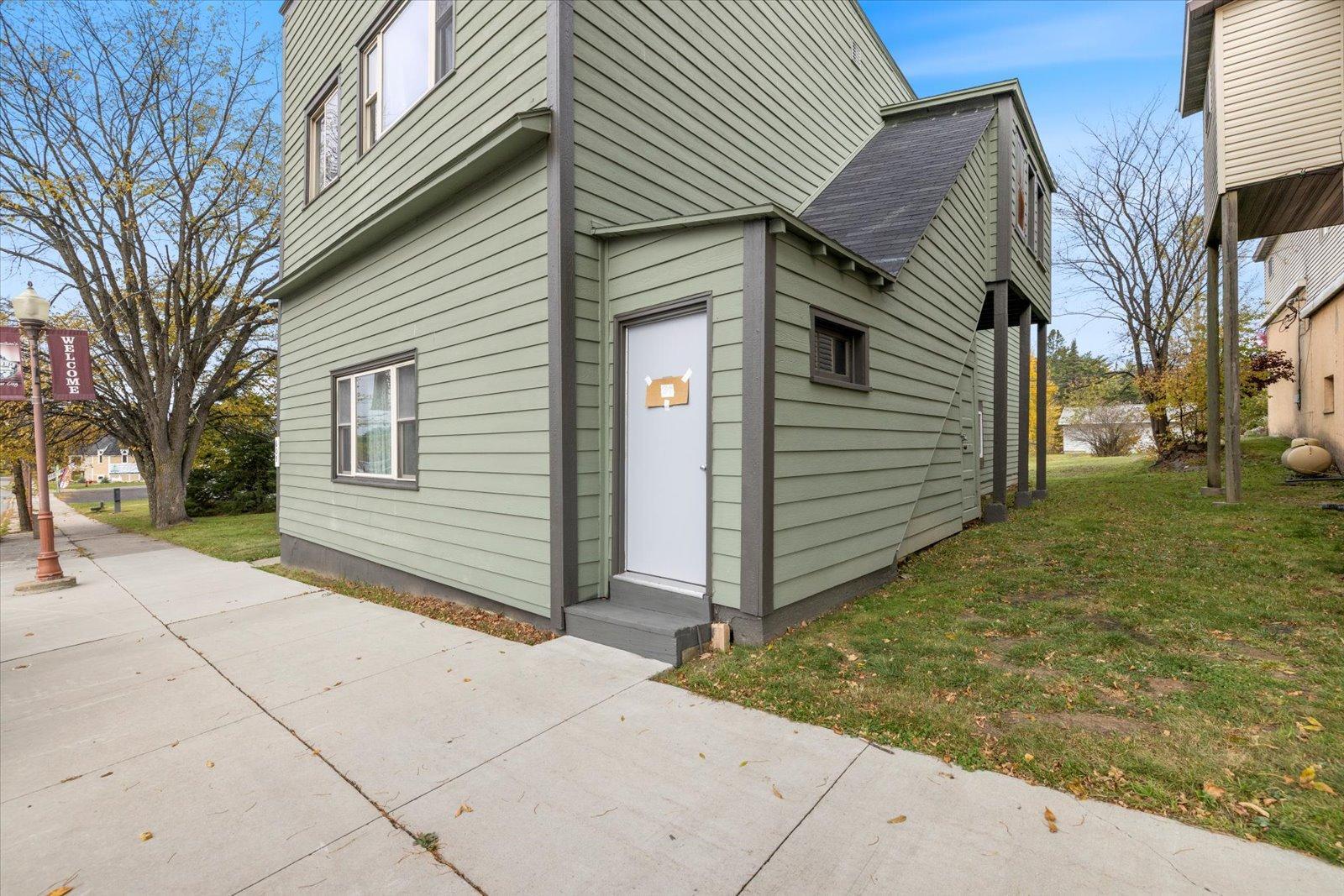 605 Main Street Tower, MN 55790 - Photo 10 of 84