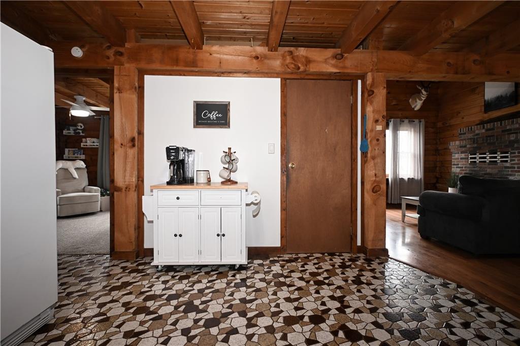 9049 Roberts Hollow Road Elizabeth, PA 15037 - Photo 14 of 49