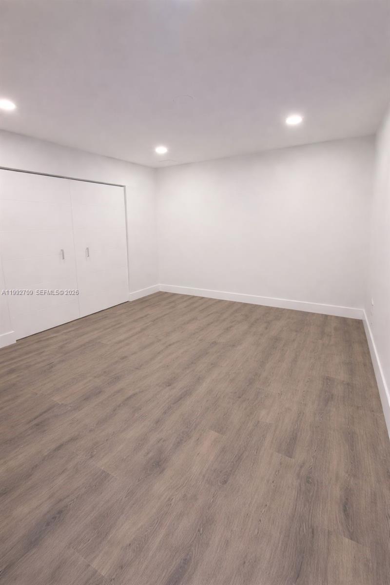 1555 West 44th Place, Unit 247 Hialeah, FL 33012 - Photo 5 of 11