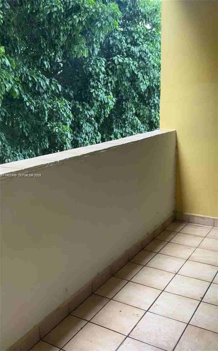 1555 West 44th Place, Unit 247 Hialeah, FL 33012 - Photo 10 of 11