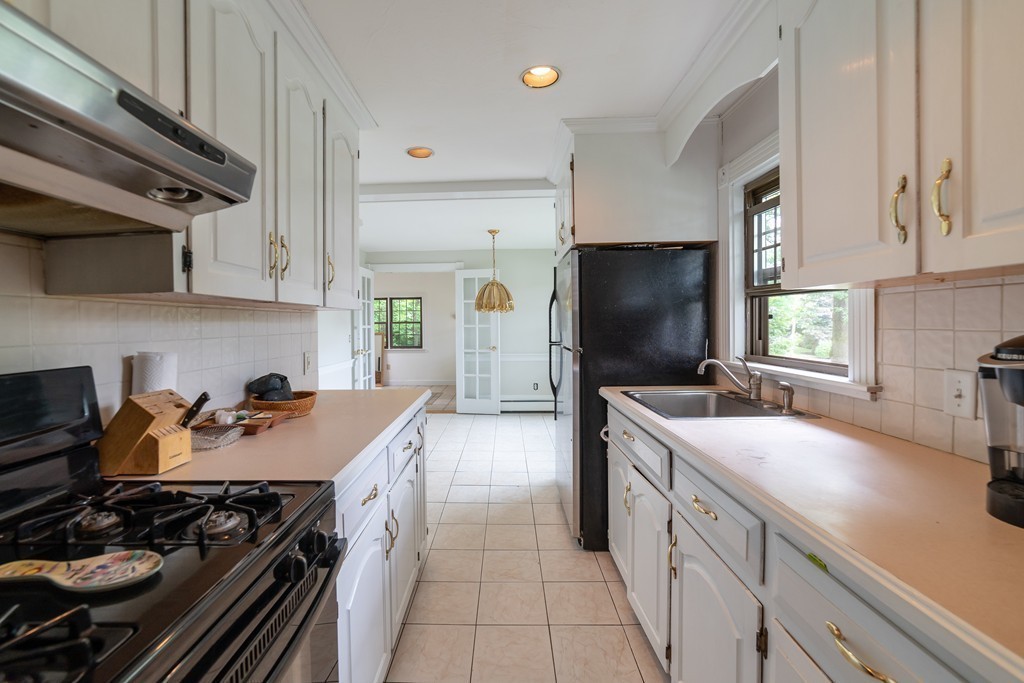 6 Coolidge Road Milford, MA 01757 - Photo 11 of 18 Gallery Image 11