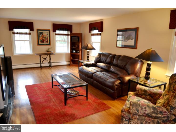 72 Short Road Doylestown, PA 18901 - Photo 3 of 25 Living Room