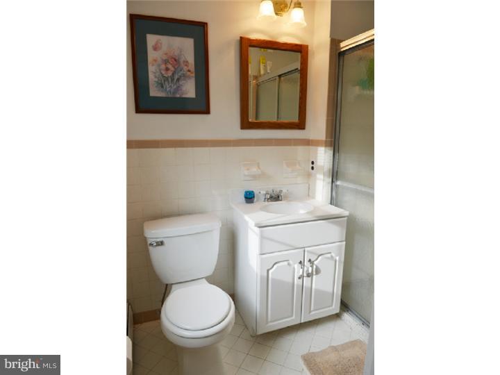 72 Short Road Doylestown, PA 18901 - Photo 22 of 25 Master Bathroom