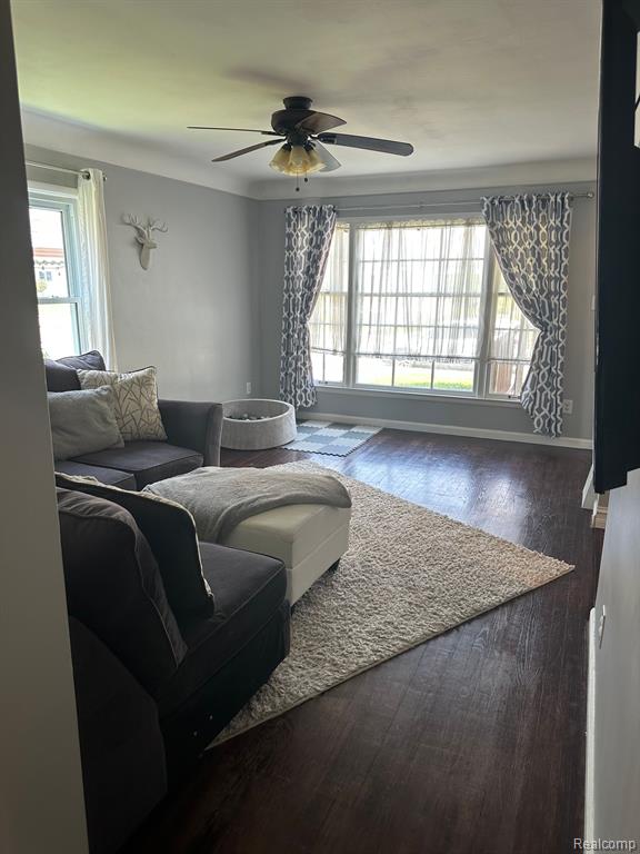1079 Cambridge Road Berkley, MI 48072 - Photo 11 of 20