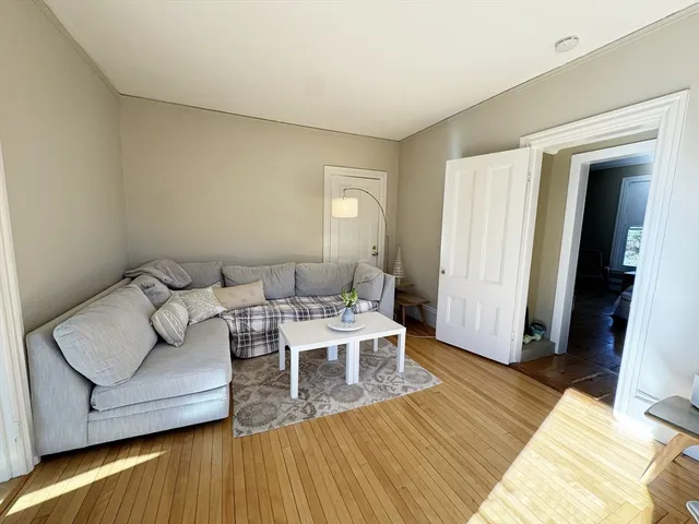 $1,900 | 5 Summit Place, Unit 3, Newburyport, MA 01950