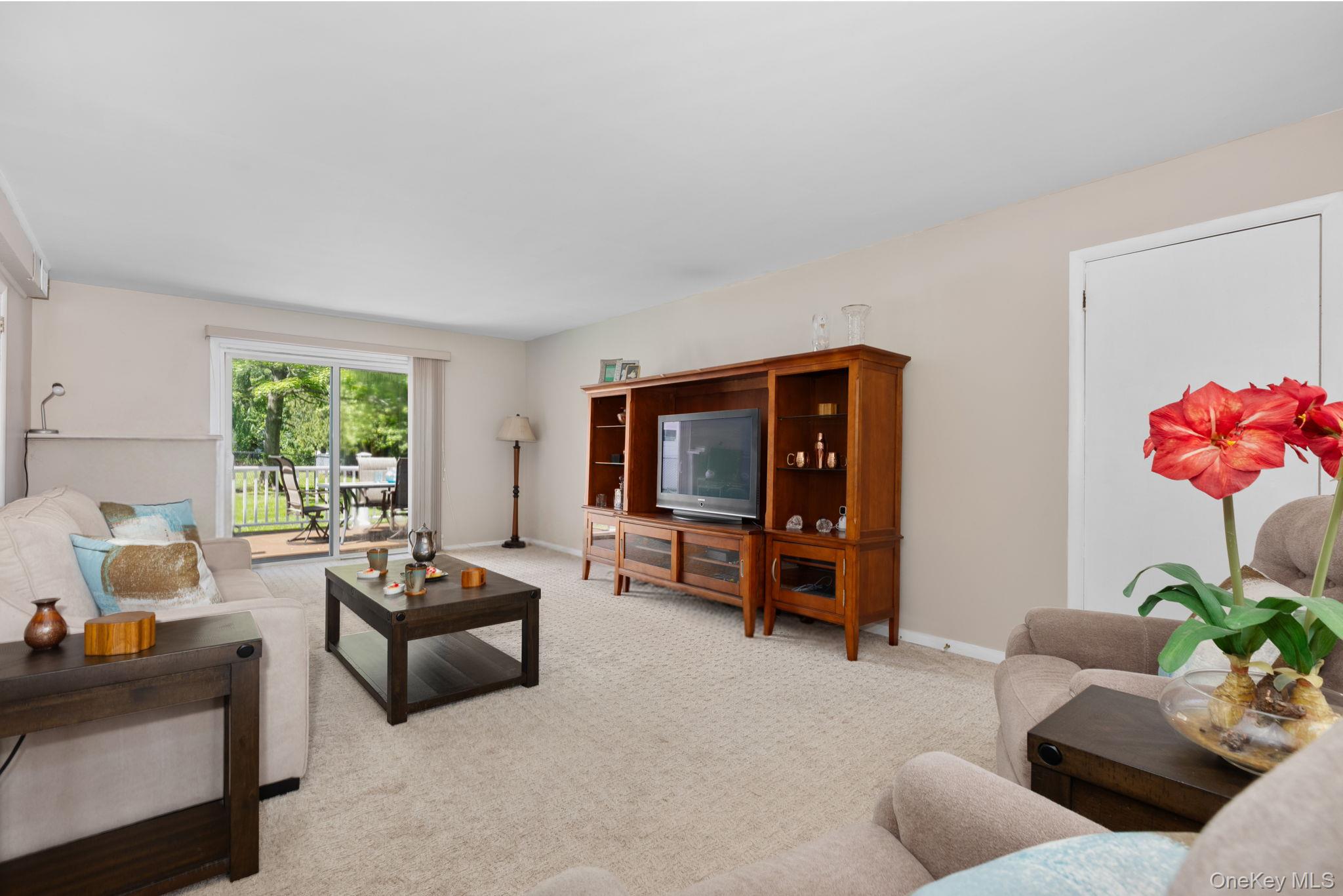 351 London Road Yorktown Heights, NY 10598 - Photo 23 of 32
