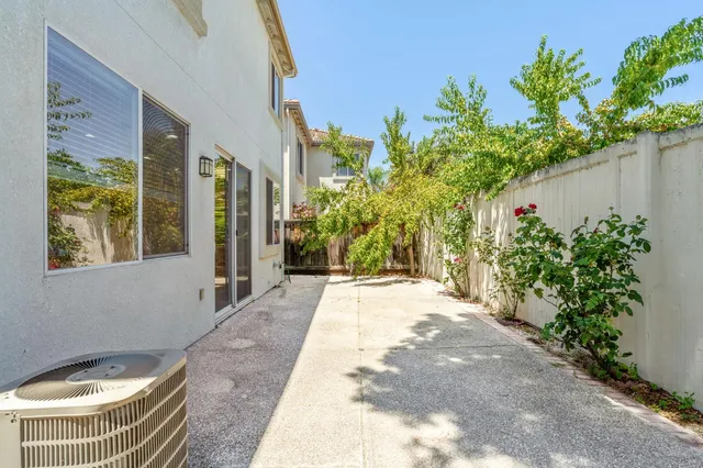 $889,000 | 1086 Azalea Lane, Concord, CA 94520