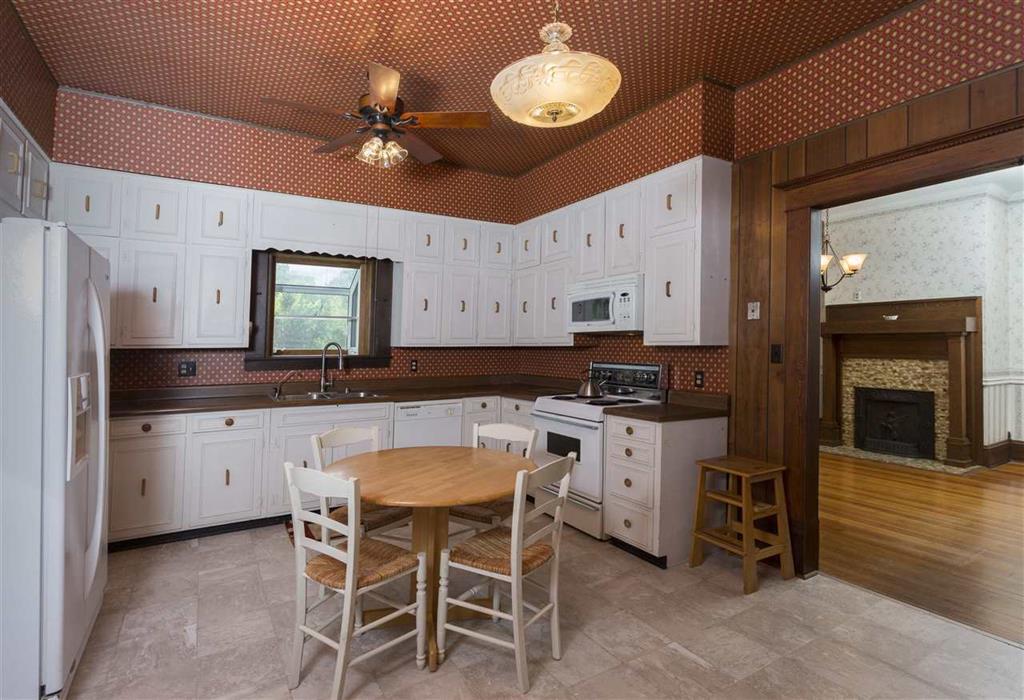 156 Lavender Street Spring City, TN 37381 - Photo 4 of 36 4