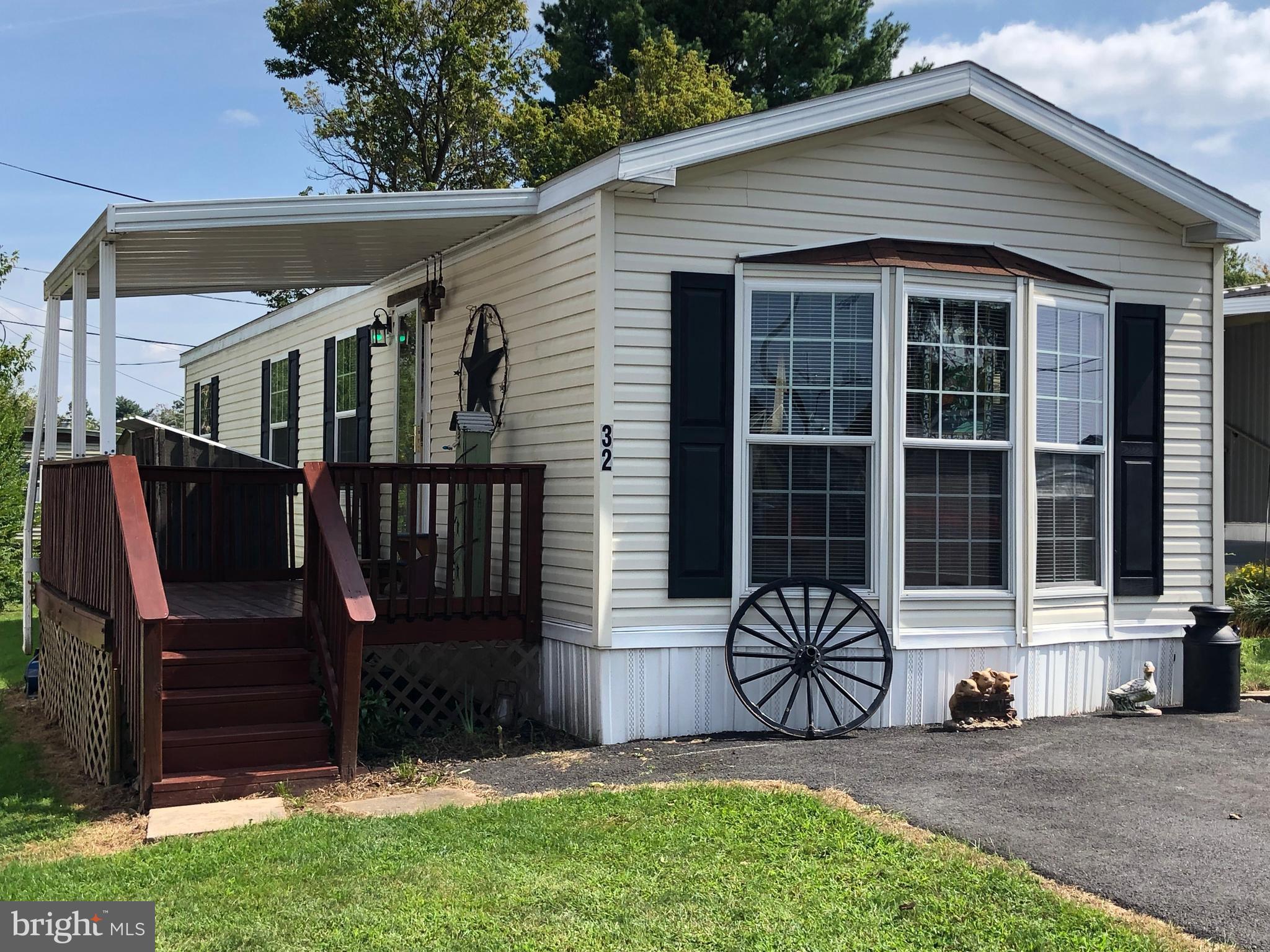 32 Keystone Road Reading, PA 19606 - Photo 1 of 15 Gallery Image 1