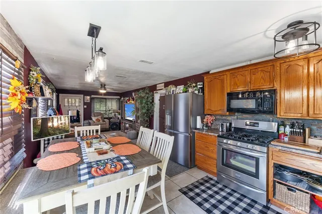 $675,000 | 491 East C Street, Colton, CA 92324