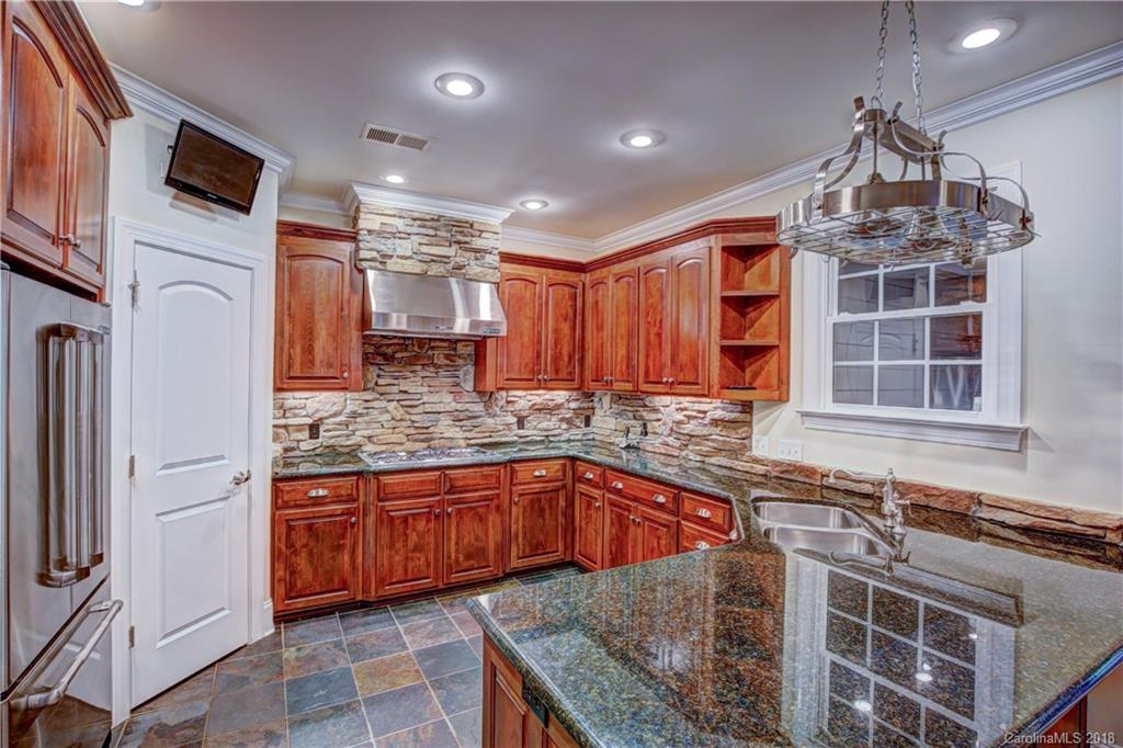 143 Roundstone Road, Unit 2 Troutman, NC 28166 - Photo 12 of 36 Gallery Image 12