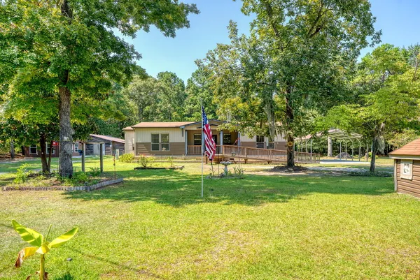 $300,000 | 114 Georgiana Drive, Cross, SC 29436