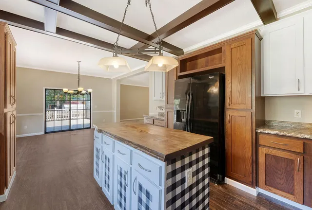 $300,000 | 114 Georgiana Drive, Cross, SC 29436