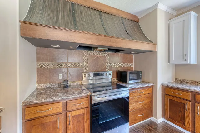 $300,000 | 114 Georgiana Drive, Cross, SC 29436