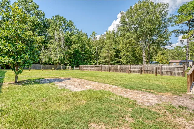 $300,000 | 114 Georgiana Drive, Cross, SC 29436