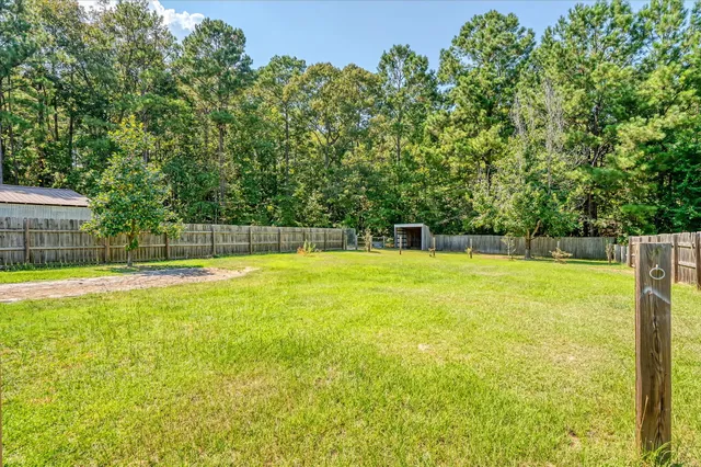 $300,000 | 114 Georgiana Drive, Cross, SC 29436