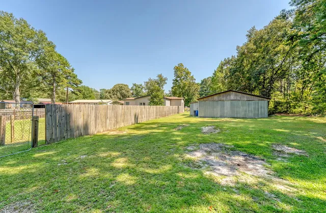 $300,000 | 114 Georgiana Drive, Cross, SC 29436