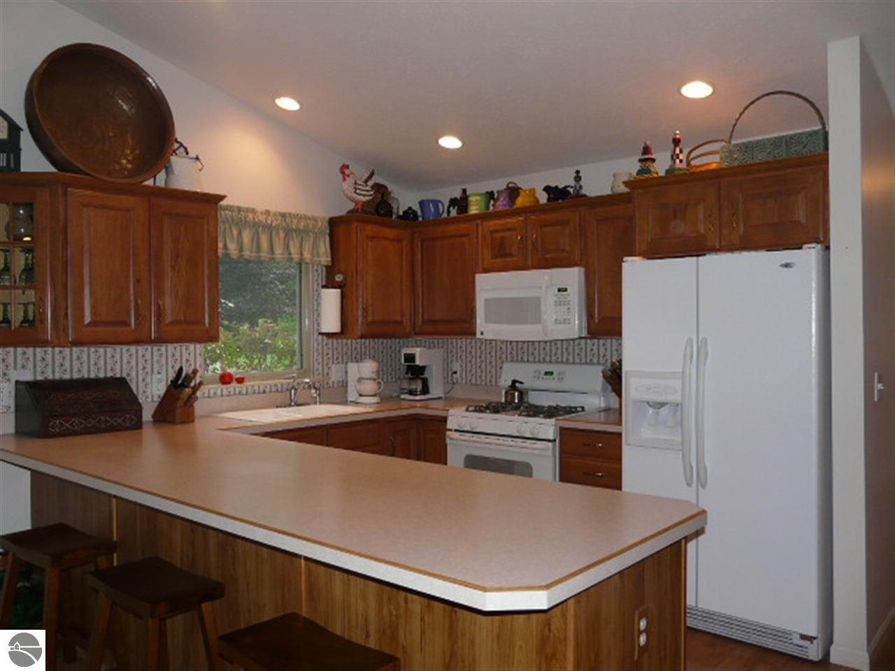 1277 Terra Road Traverse City, MI 49686 - Photo 4 of 16 1776563-3.JPG
