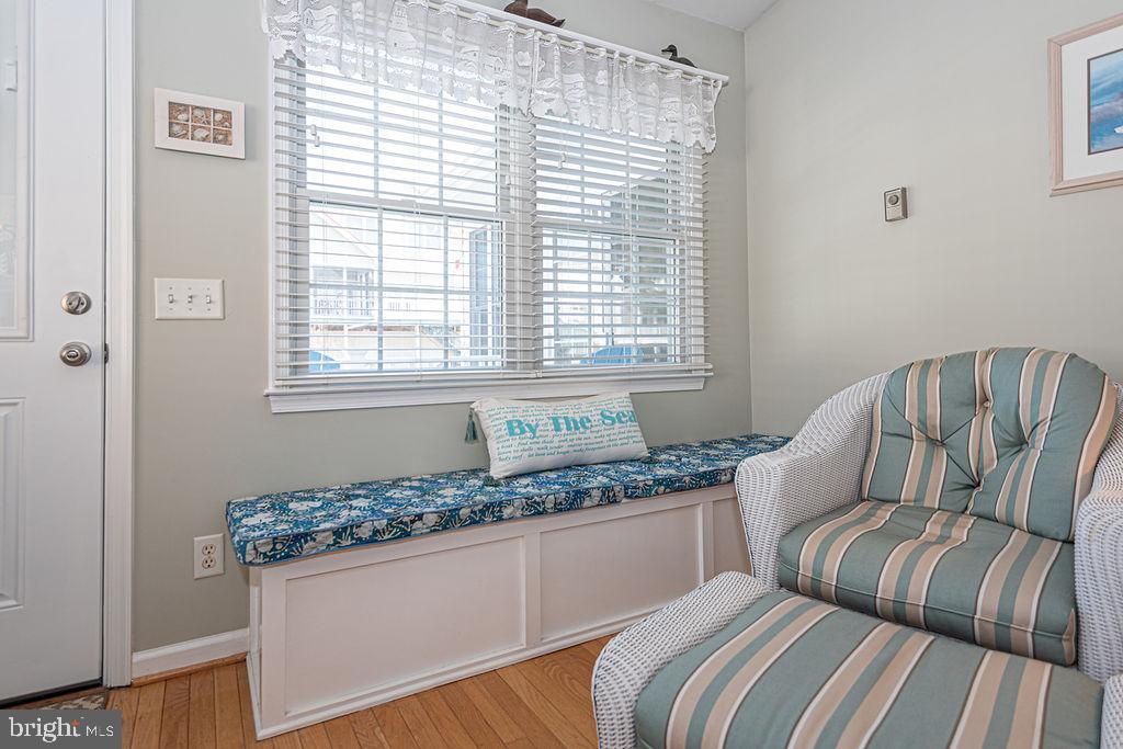 10506 Exeter Road Ocean City, MD 21842 - Photo 16 of 59 Living room