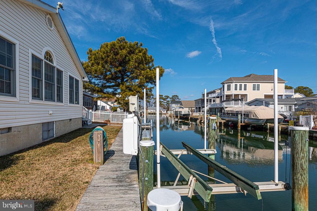 10506 Exeter Road Ocean City, MD 21842 - Photo 5 of 59 Boat Lift