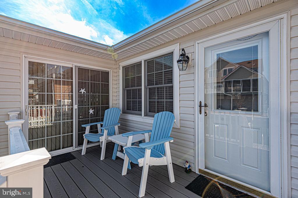 10506 Exeter Road Ocean City, MD 21842 - Photo 8 of 59 Rear Porch