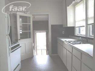9230 Davison Road Davison, MI 48423 - Photo 12 of 14 20174280-11.JPG