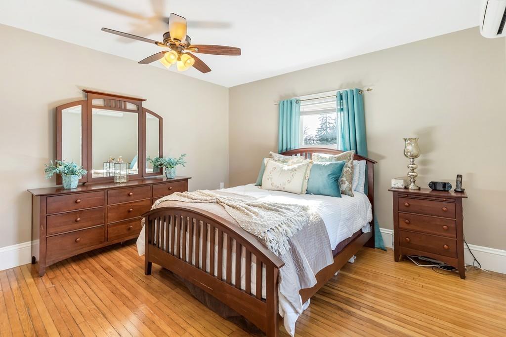 95 Howard Street Reading, MA 01867 - Photo 17 of 27 Gallery Image 17