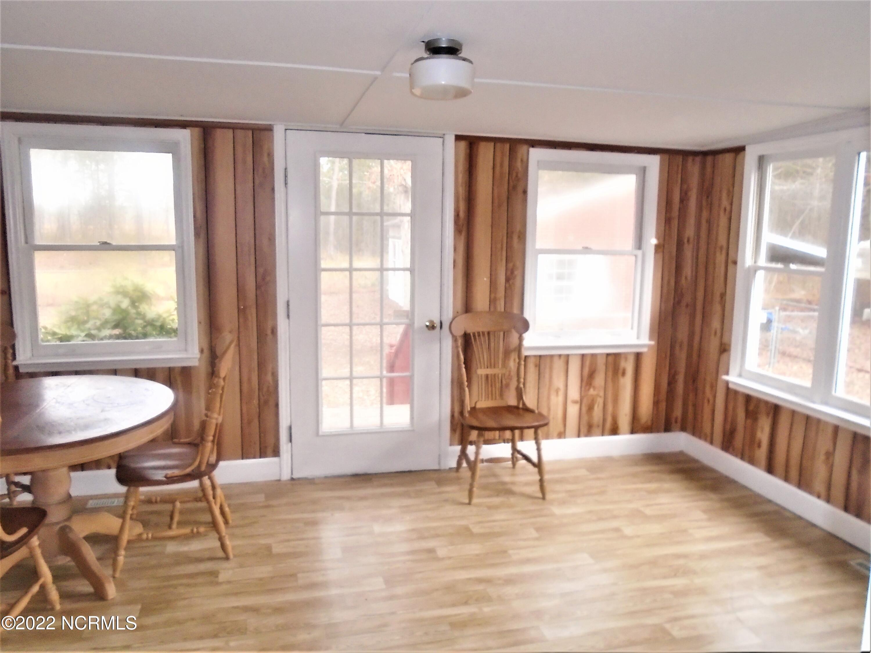 222 Brake Road Rocky Mount, NC 27801 - Photo 23 of 39 Sunroom