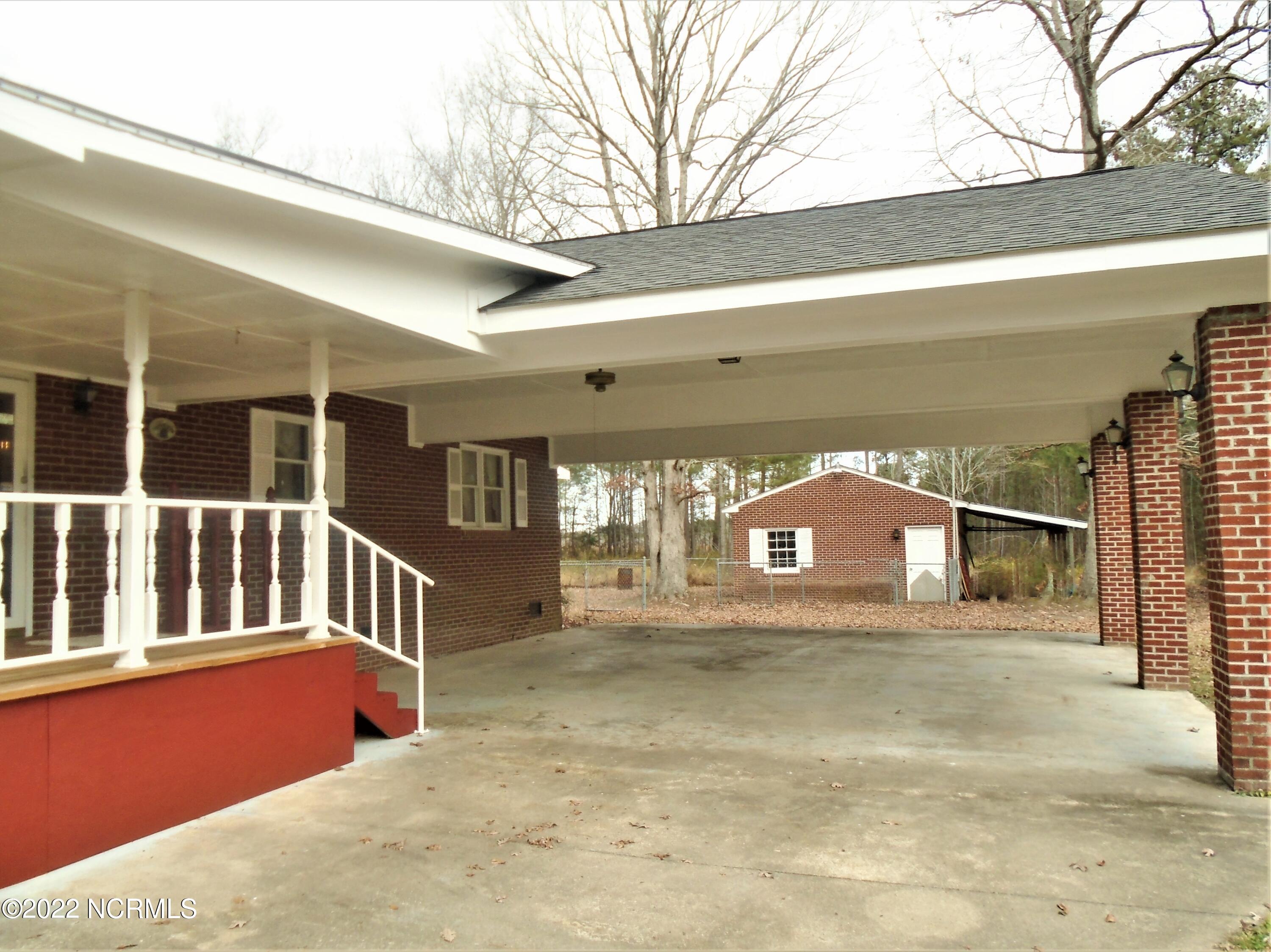 222 Brake Road Rocky Mount, NC 27801 - Photo 6 of 39 DSC06022 (2)